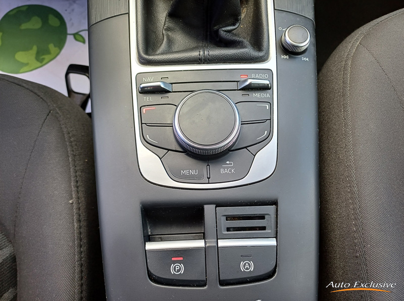 AUDI A3 1.6 TDI ATTRACTION 110 CV 5P