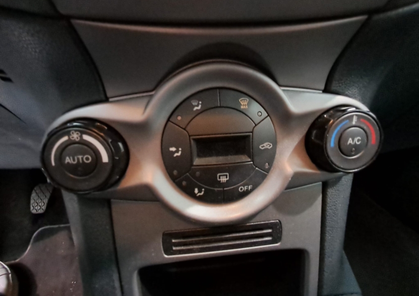 FORD FIESTA 1.6 TDCI TREND 90 CV 5P