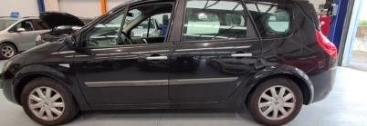 RENAULT GRAND SCéNIC DYNAMIQUE 7 PLAZAS 1.5 DCI 105 CV