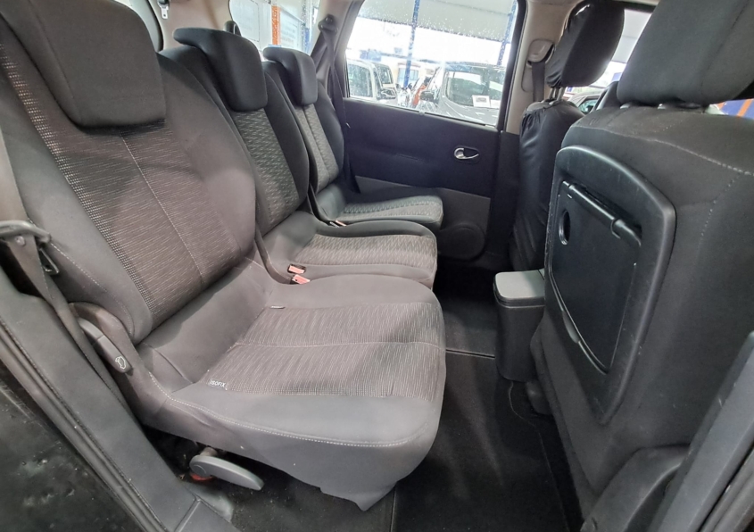 RENAULT GRAND SCéNIC DYNAMIQUE 7 PLAZAS 1.5 DCI 105 CV