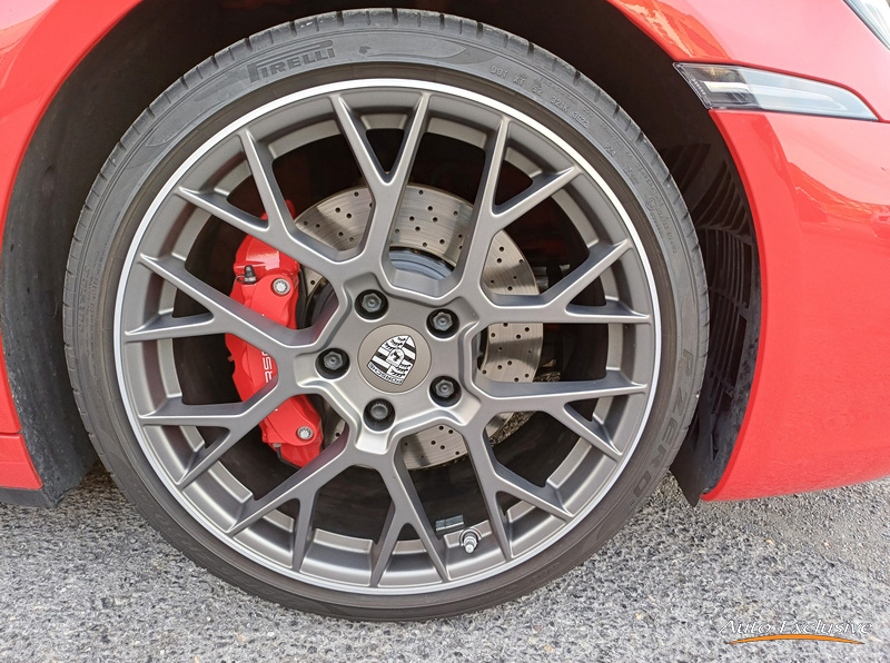 PORSCHE 911 CARRERA S
