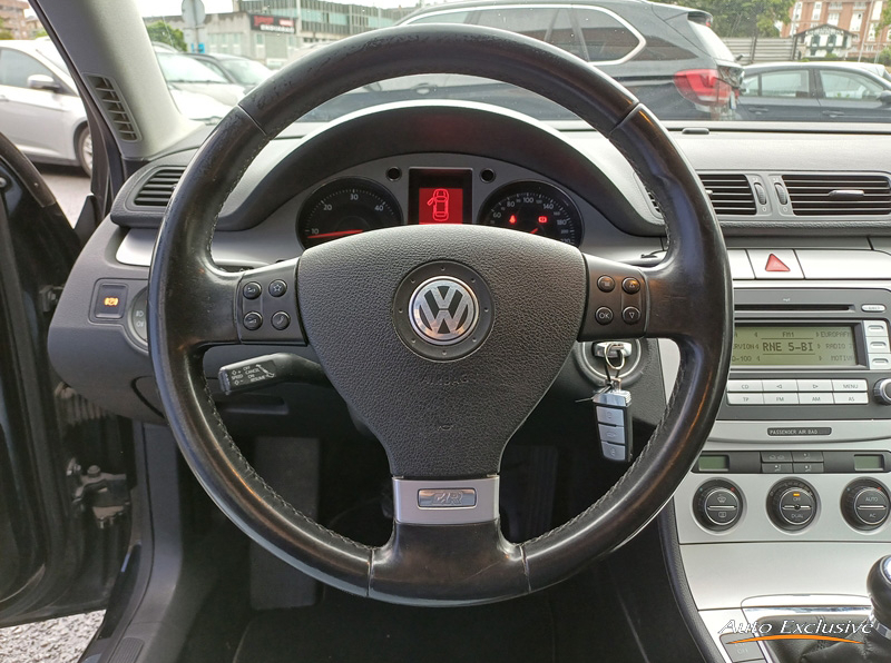 VOLKSWAGEN PASSAT 2.0 TDI 140 CV RLINE
