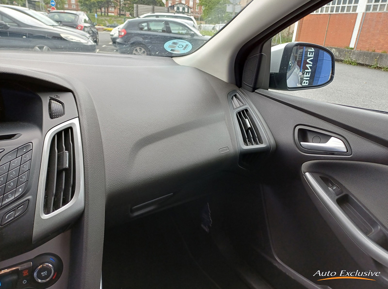 FORD FOCUS 1.6 ECOBOOST 150 CV TITANIUM