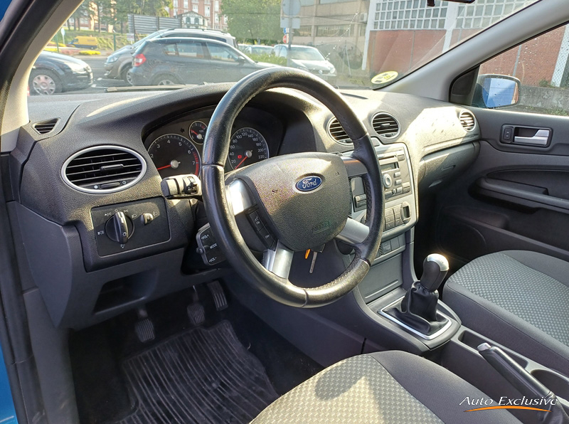 FORD FOCUS 1.6 TREND 5P