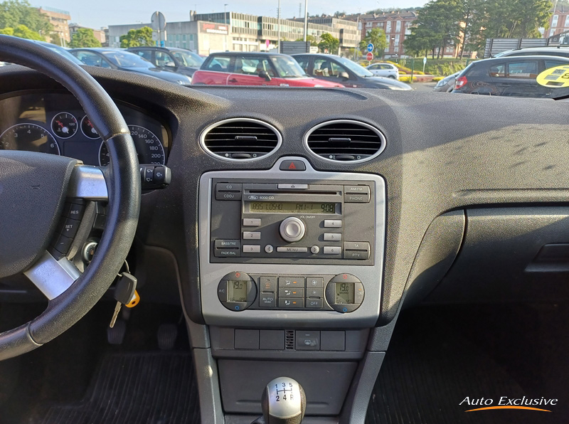 FORD FOCUS 1.6 TREND 5P