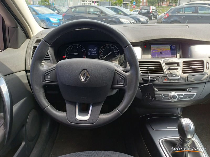RENAULT LAGUNA DYNAMIQUE TOM TOM DCI 130 CV FAP