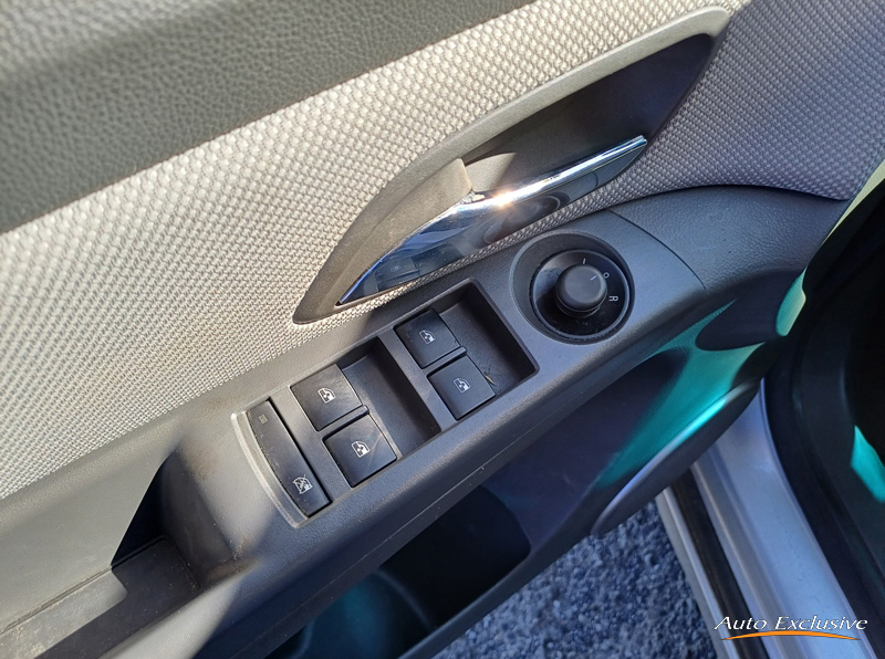 CHEVROLET CRUZE LS