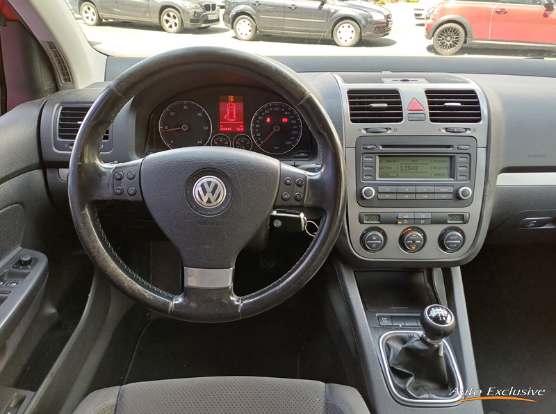 VOLKSWAGEN GOLF HIGHLINE