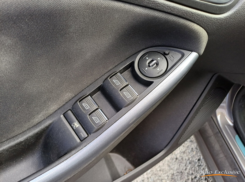 FORD FOCUS 1.6 TDCI TITANIUM 5P