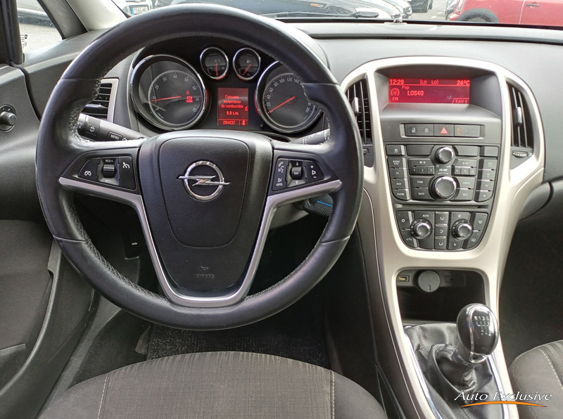 OPEL ASTRA ST 1.4 TURBO 140 CV