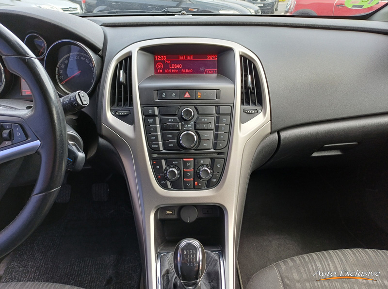 OPEL ASTRA ST 1.4 TURBO 140 CV
