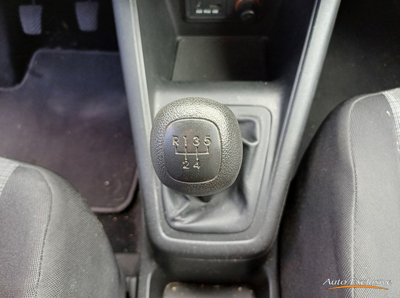 KIA VENGA 1.4 CVVT CONCEPT 5P