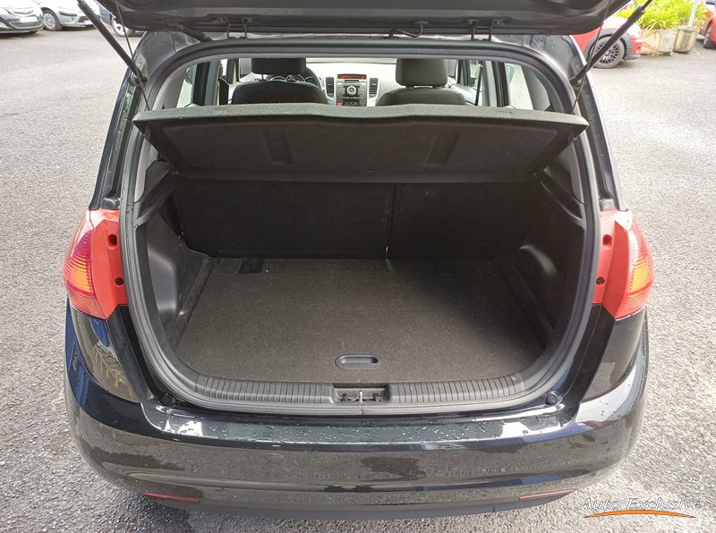 KIA VENGA 1.4 CVVT CONCEPT 5P