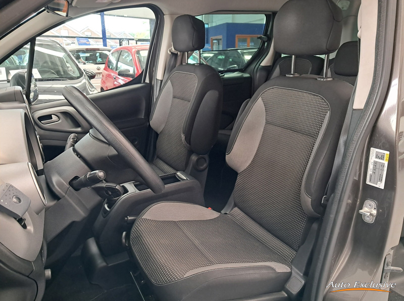 PEUGEOT PARTNER TEEPE 1.6 BLUE HDI 120CV 7 PLAZAS