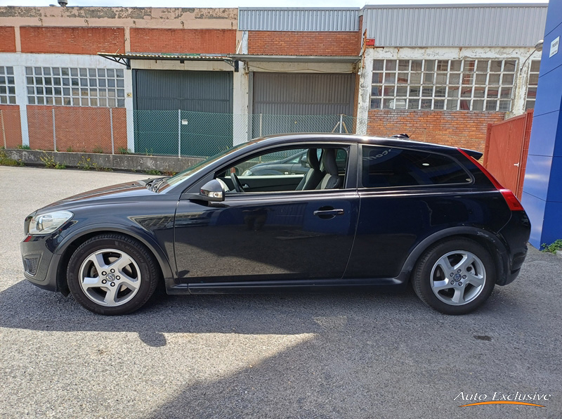 VOLVO C30 1.6D DRIVE MOMENTUM