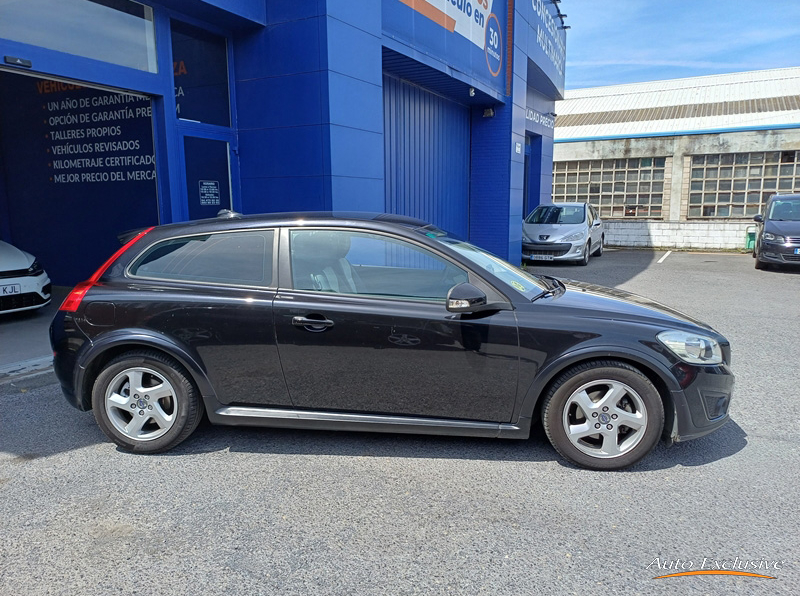 VOLVO C30 1.6D DRIVE MOMENTUM