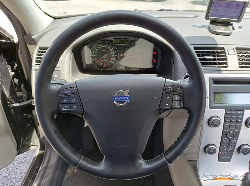 VOLVO C30 1.6D DRIVE MOMENTUM