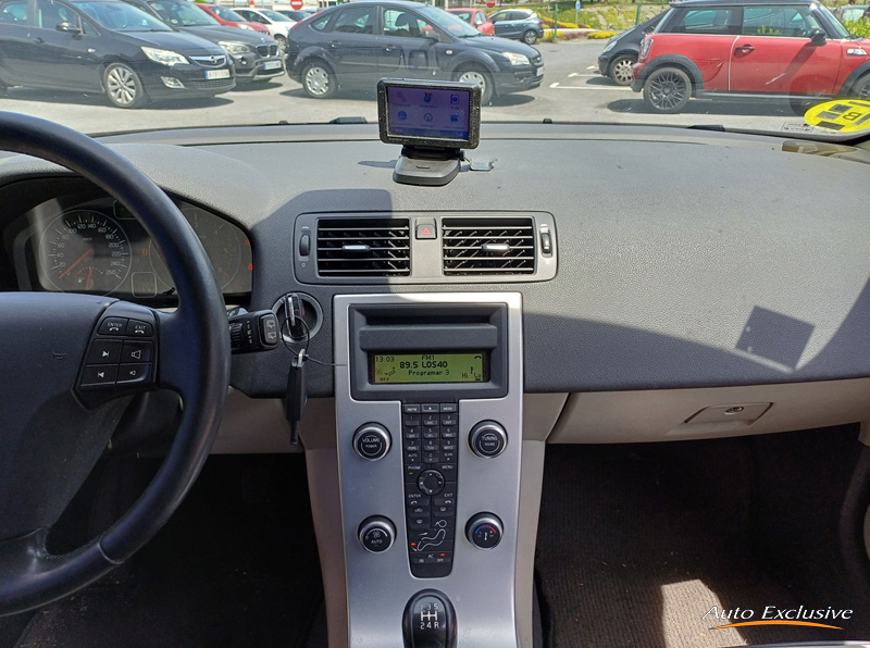 VOLVO C30 1.6D DRIVE MOMENTUM