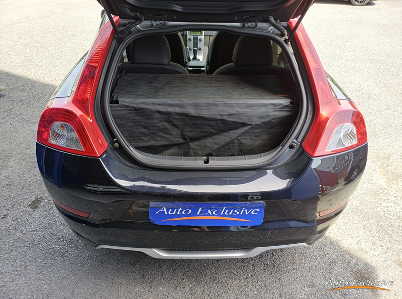 VOLVO C30 1.6D DRIVE MOMENTUM