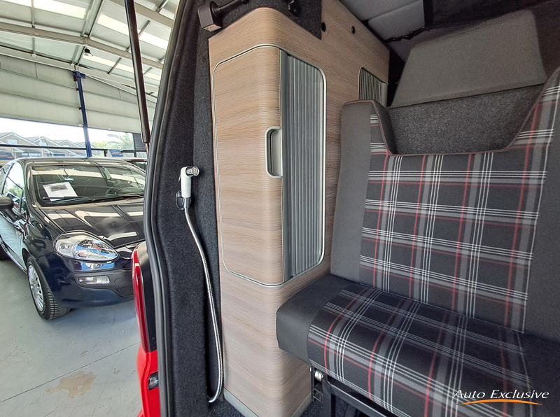 VOLKSWAGEN TRANSPORTER 2.0 TDI