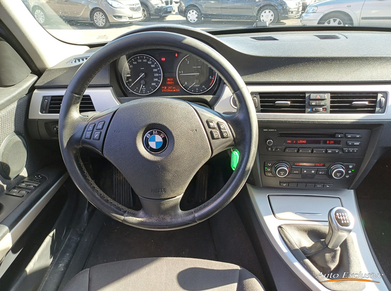 BMW SERIE 3 318D E90