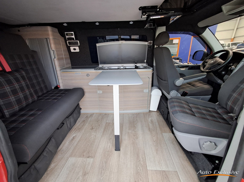 VOLKSWAGEN TRANSPORTER 2.0 TDI