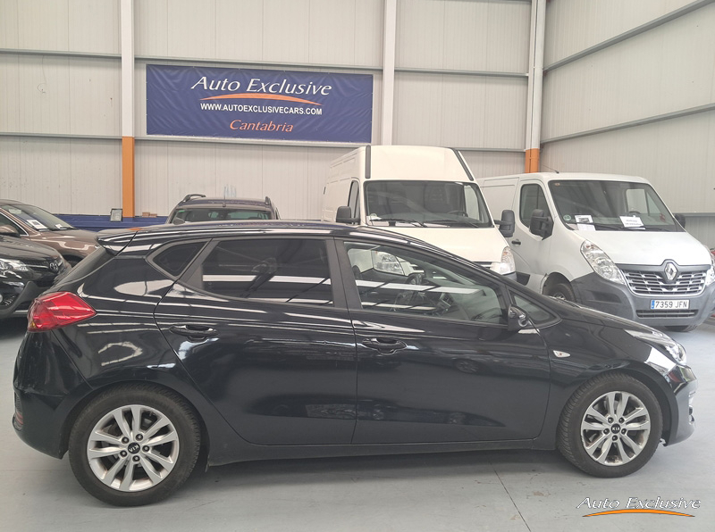 KIA CEED 1.4 CRDI WGT CONCEPT PLUS 5P