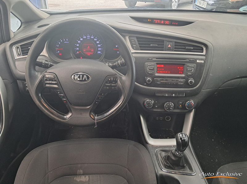 KIA CEED 1.4 CRDI WGT CONCEPT PLUS 5P