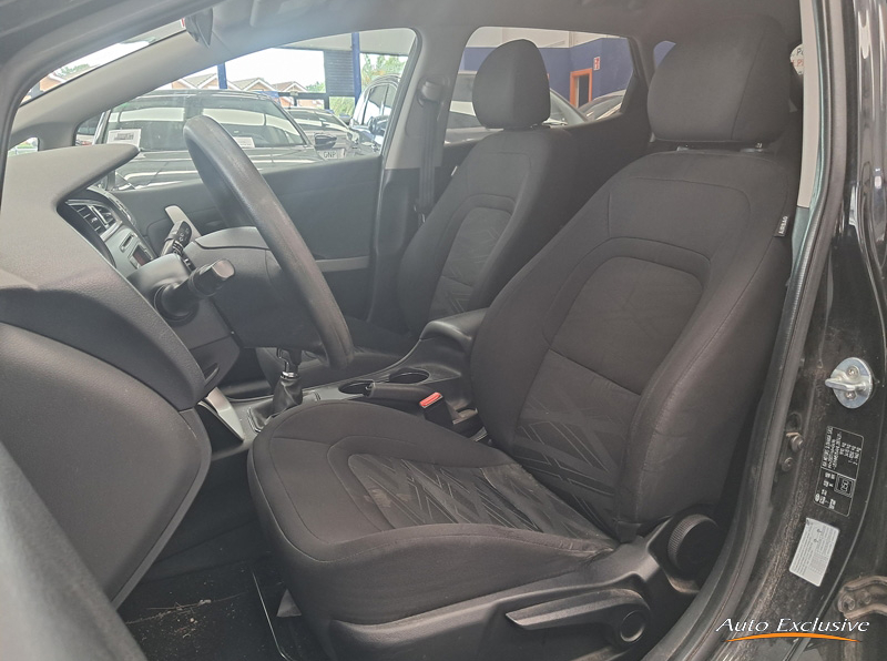 KIA CEED 1.4 CRDI WGT CONCEPT PLUS 5P