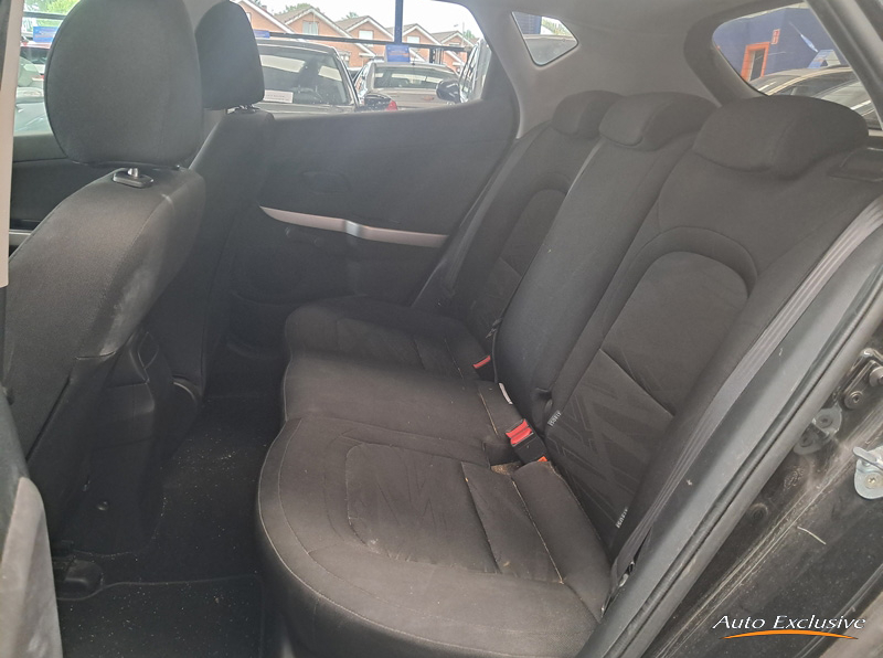 KIA CEED 1.4 CRDI WGT CONCEPT PLUS 5P