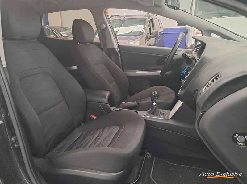 KIA CEED 1.4 CRDI WGT CONCEPT PLUS 5P