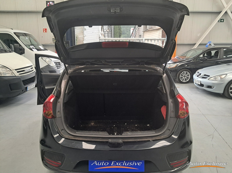 KIA CEED 1.4 CRDI WGT CONCEPT PLUS 5P