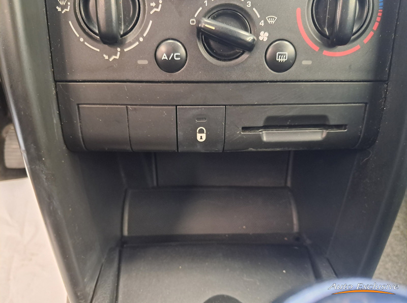 PEUGEOT 207 CONFORT 1.4CC 16V