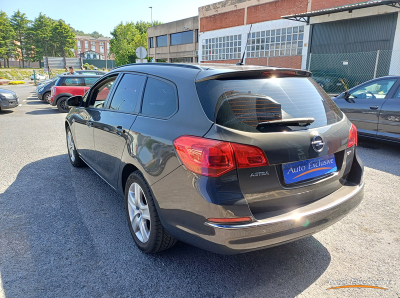 OPEL ASTRA SPORTS TOURER 1.7 CDTI SELECTIVE