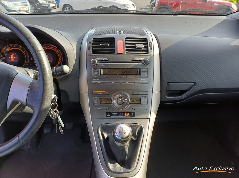 TOYOTA AURIS 1.6 VVTI DUAL SOL